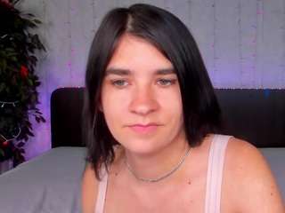 polly-love camsoda