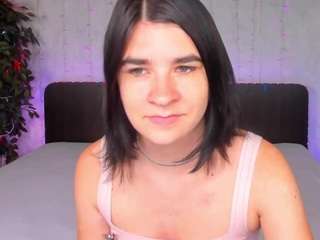 polly-love camsoda