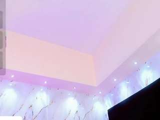 le modèle stefany-collins est en webcam porno dans un show sur le site camsoda, il possède les tags suivants: anal toys,gape,tattoos,smoking,orgasm,big cock,lean,ejaculation,drinking,dirty talk,colombia,brown eyes,black hair,big ass,brown hair,hd,latina,small tits