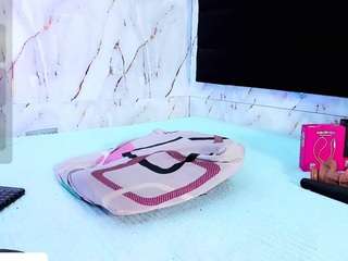 Stefany-Collins live cam