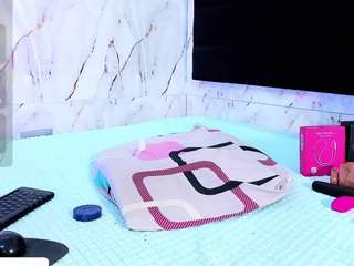 Stefany-Collins live cam preview