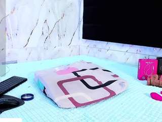 stefany-collins's live room