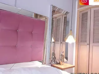 AkiraKings's Live Sex Cam Show