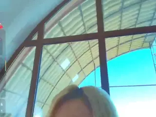 AlicePirss's Live Sex Cam Show