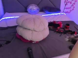 cassieevanss live webcam show