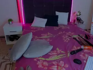 CassieEvanss's Live Sex Cam Show