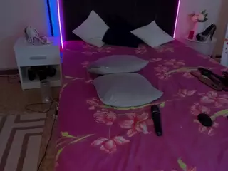 CassieEvanss's Live Sex Cam Show