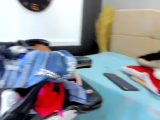 pamela-anderson's Live Sex Cam Show