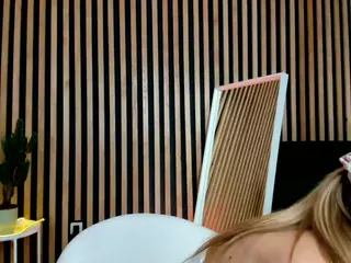Eva-Moony's Live Sex Cam Show