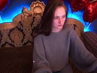 pamelaxxs, female webcam model,  years old, on live webcam