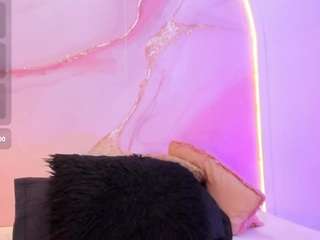 sofii-lopezz's CamSoda show and profile