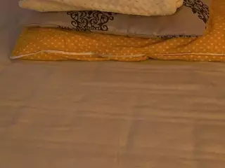 Yanira's Live Sex Cam Show