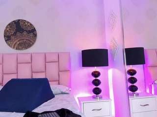ashley-bruce Live Webcam on CamSoda