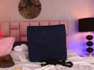 Live webcam model ashley-bruce on Soda Cams