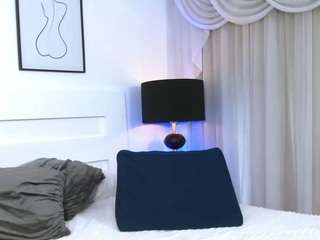 ashley-bruce webcam model