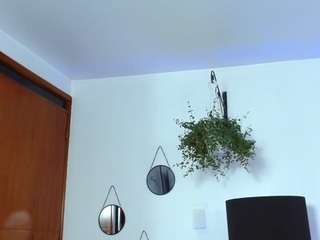 ashley-bruce Sex Cam Show