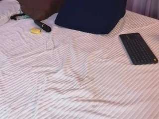 Ashley-Bruce live cam preview