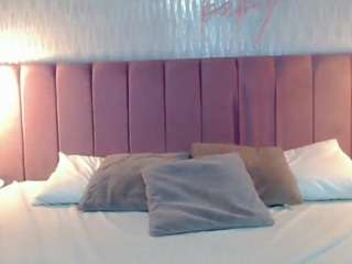 madie-eternity live webcam show