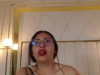 madie-eternity live cam preview