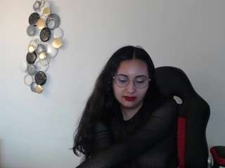 madie-eternity live cam preview