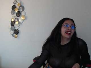 madie-eternity live cam preview