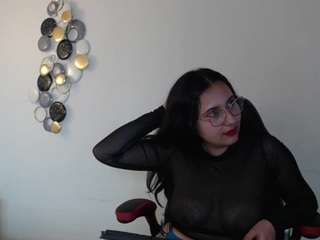 madie-eternity live cam preview
