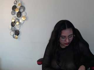 madie-eternity live cam preview