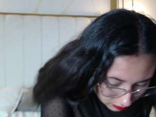 madie-eternity live cam preview