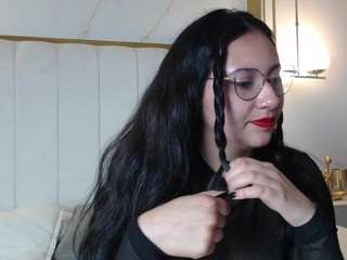 madie-eternity live cam preview