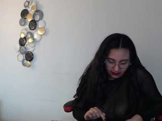 madie-eternity live cam preview