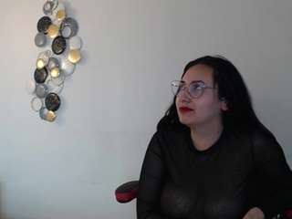 madie-eternity live cam preview