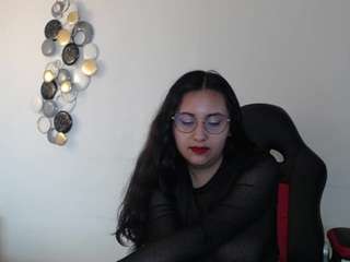 madie-eternity live cam preview