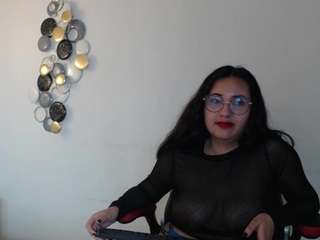 madie-eternity live cam preview