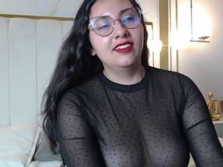 madie-eternity live cam preview