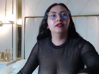 madie-eternity live cam preview