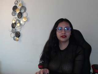 madie-eternity live cam preview