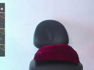 MaxiBenetti's Live Sex Cam Show