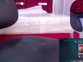 MaxiBenetti's Live Sex Cam Show