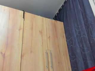 robertagutierrez's CamSoda show and profile