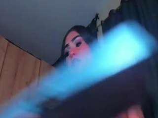 robertagutierrez's CamSoda show and profile