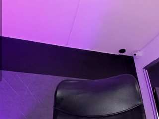 le modèle saraamills est en webcam porno dans un show sur le site camsoda, il possède les tags suivants: ass,shaved pussy,naked,natural,normal,orgasm,pussy,sexy,smoking,asshole,spank,tattoos,tease,teen (18+),thong,toys,twerk,lush,lovense,lingerie