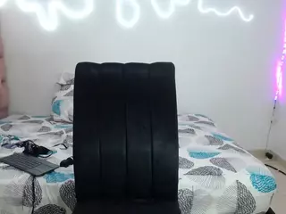 scarleth-19's Live Sex Cam Show