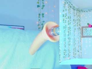 tiffanny-loveee camsoda