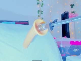 tiffanny-loveee webcam model