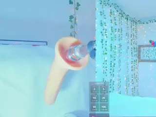 Tiffanny-Loveee's Live Sex Cam Show