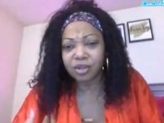 brownroundrenee01 webcam