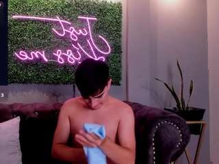  damoncolin chat room