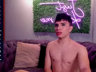 DamonColin's Live Sex Cam Show