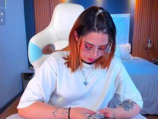  emily-white9 chat room