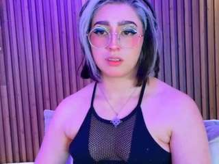 Live Sex Chat with Emily White (@emily-white9)